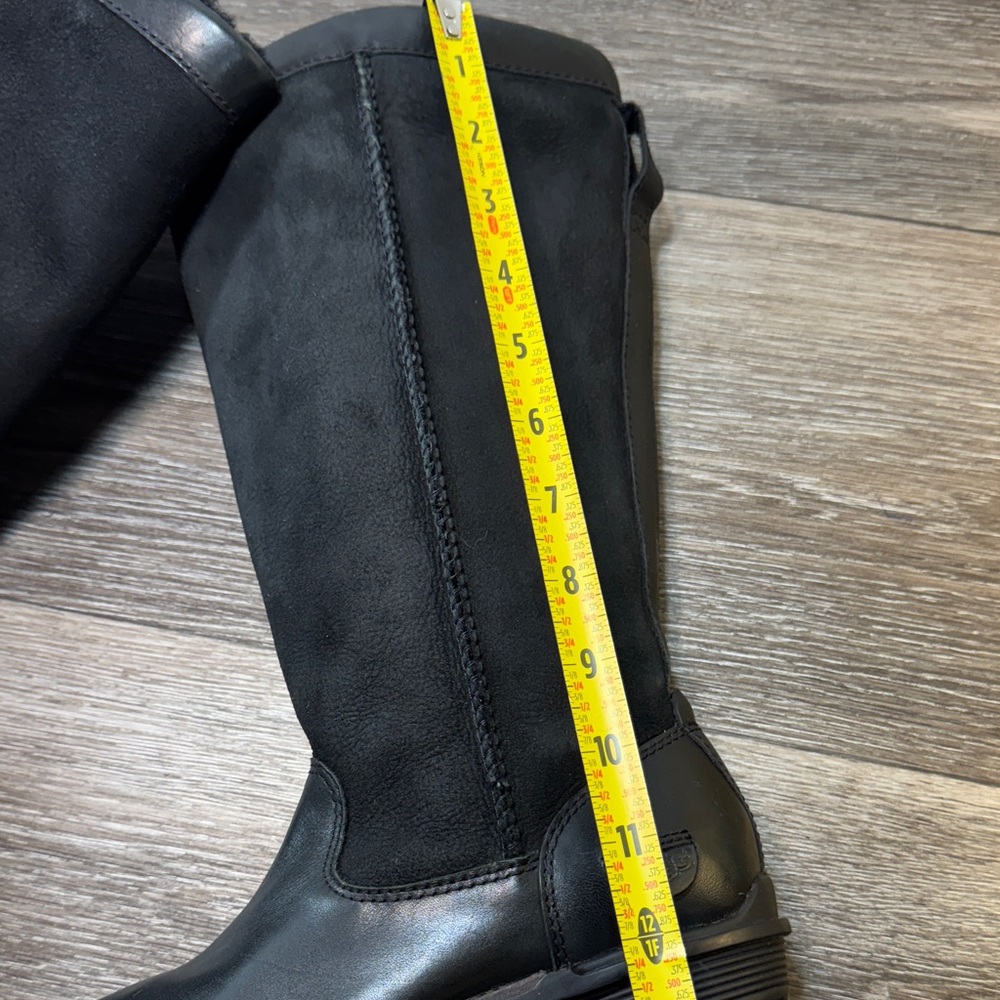 Ugg Black Knee-High Boots woman’s size 6 (s244) - Picture 4 of 8